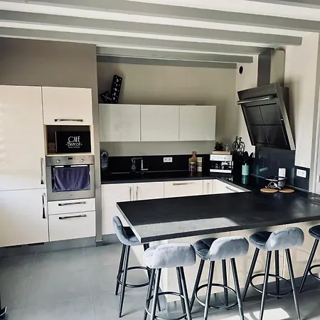 La Parenthese Du Mont * Ducey-Les Cheris